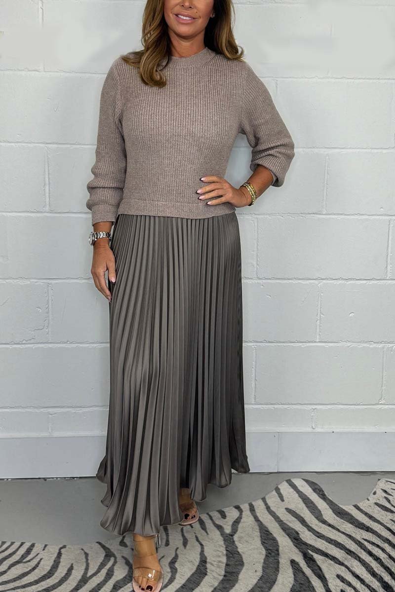 🌟 Seasonal Clearance at only £15.99! 🌟Women’s Stylish and Elegant Round-neck Pleated Dress