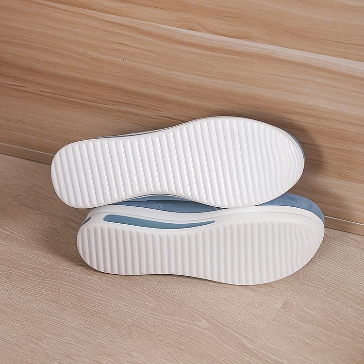 🌸 Limited time 50% off! 💥Women's Casual Platform Slip-on Orthopedic Sneakers(The more you buy, the higher the discount)