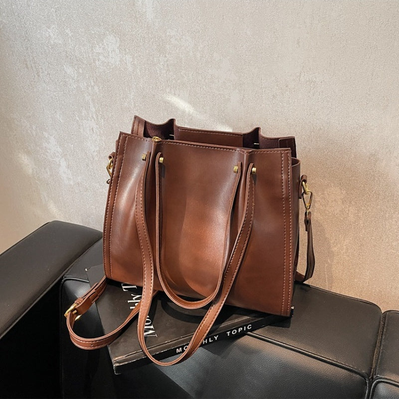 🔥 50% OFF🔥Elegant Vintage Large Capacity Adjustable Shoulder Bag