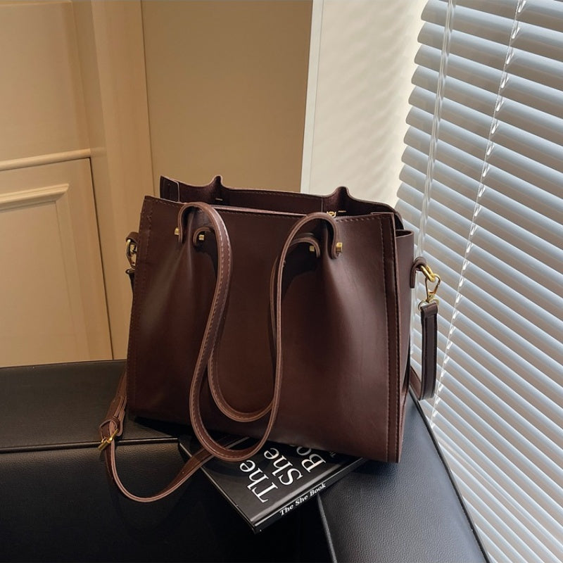 🔥 50% OFF🔥Elegant Vintage Large Capacity Adjustable Shoulder Bag