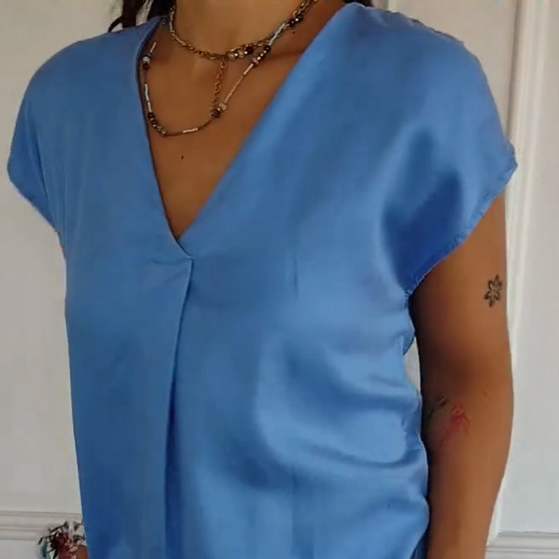 🔥Big price reduction🌺Women’s Solid Color V-Neck Dolman Sleeve Top