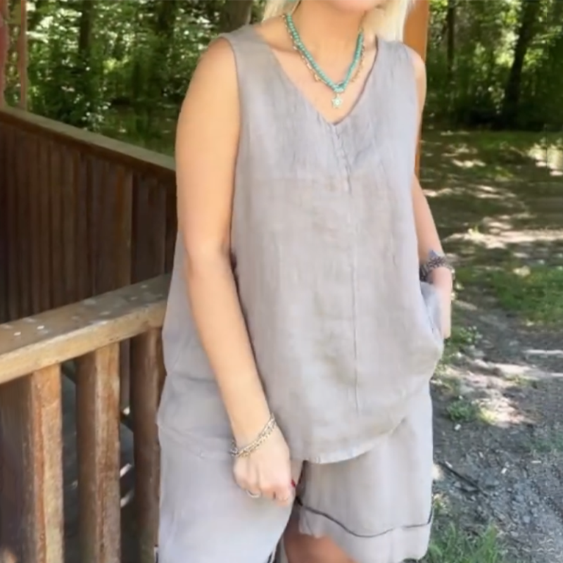 🏖️🎊Summer Specials🌴Women's Casual V-Neck Sleeveless Top & Shorts Set