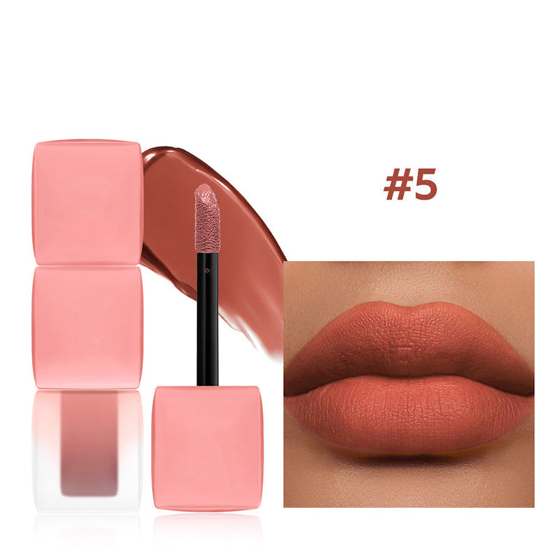 Long-lasting Lightweight Non-Sticky Lip Gloss