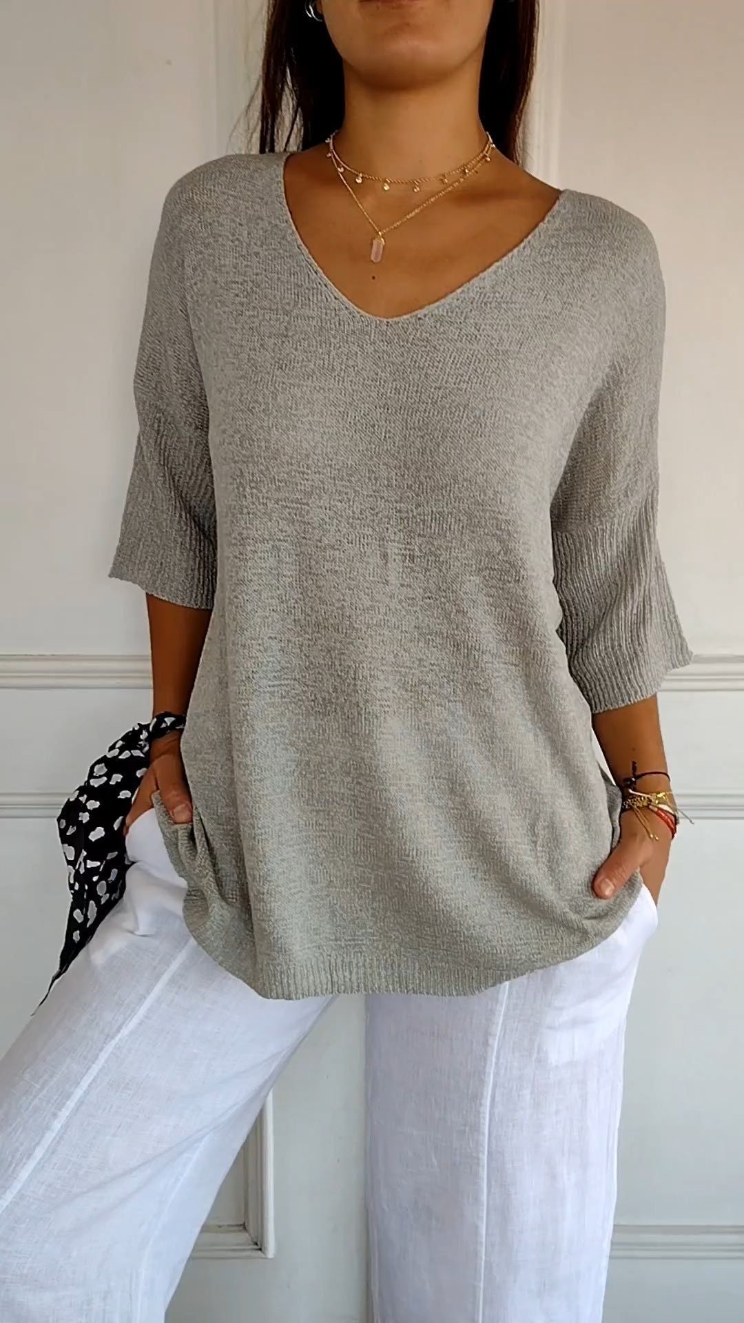 💖50% OFF💖Solid Color Knitted V-neck Top - Cozy and Stylish!