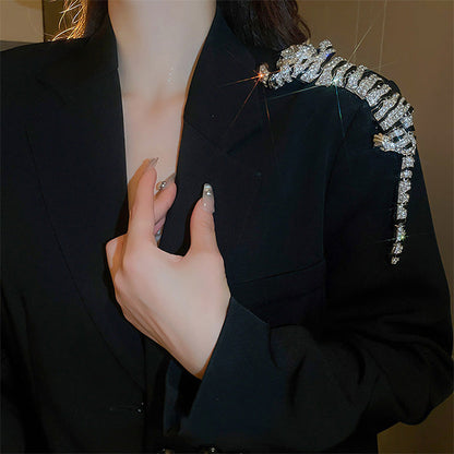 Luxurious Sparkling Tiger Brooch