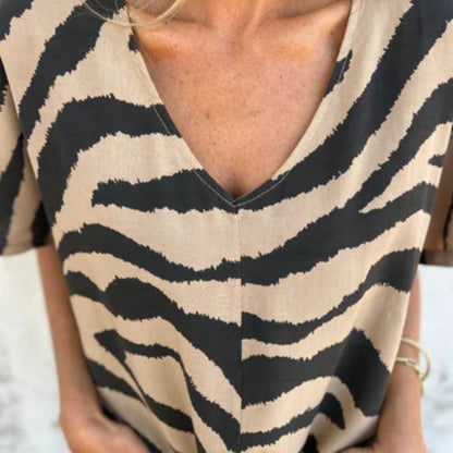 💖Limited Sale 50% OFF💖Women's V-Neck Striped Printed Casual Short-Sleeved Top