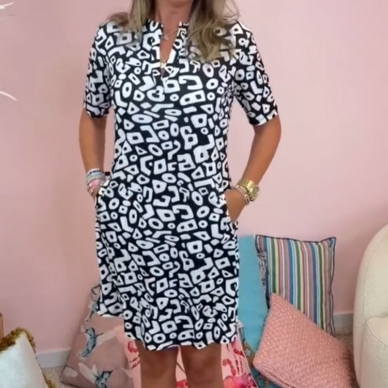 ✨Big price reduction！🔥✨Women's Casual Short Sleeve V-Neck Printed Dress
