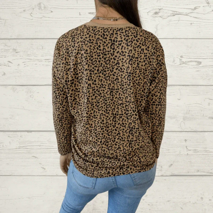 🔥Summer Sale-50% OFF🔥Stylish V-Neck Leopard Print Long Sleeve Top