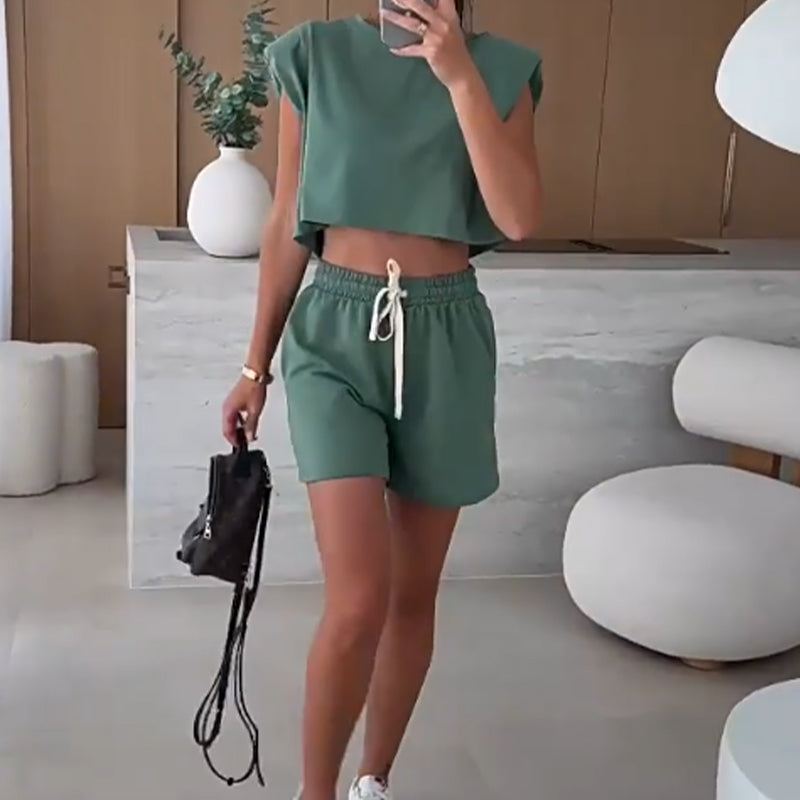 🔥Summer Hot Sale-50% Off🩷Women's Fashion Solid Color Sleeveless Top & Shorts Two Piece Set