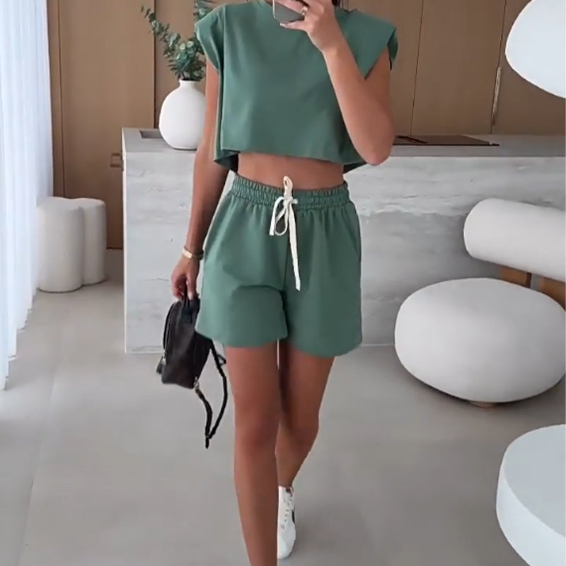 🔥Summer Hot Sale-50% Off🩷Women's Fashion Solid Color Sleeveless Top & Shorts Two Piece Set