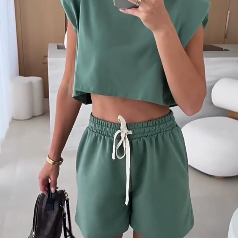 🔥Summer Hot Sale-50% Off🩷Women's Fashion Solid Color Sleeveless Top & Shorts Two Piece Set