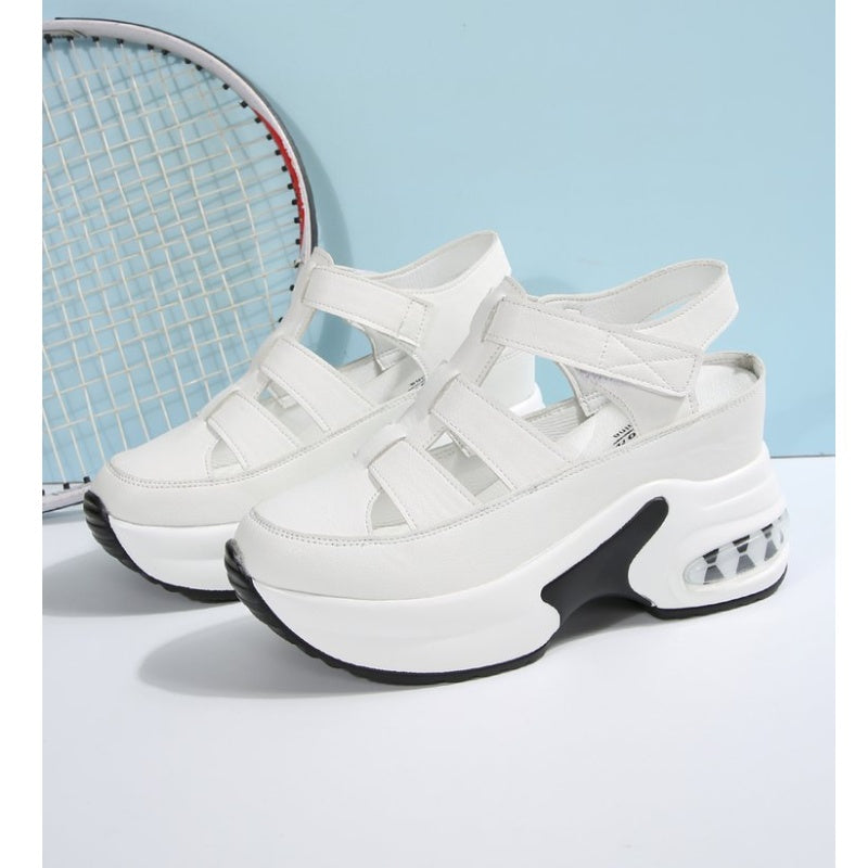 Women's Summer Closed-Toe Hook and Loop Sandals with Thick Sole